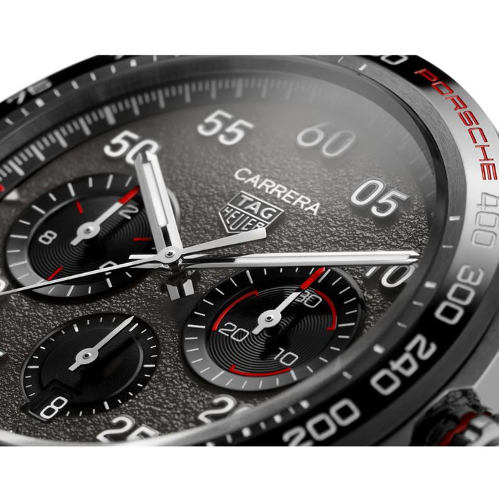 271639_01_Tag_Heuer_Carrera_Chronograph_Special_edition_CBN2A1F-FC6492_Juwelier_Clem_Vercammen-4.jpg