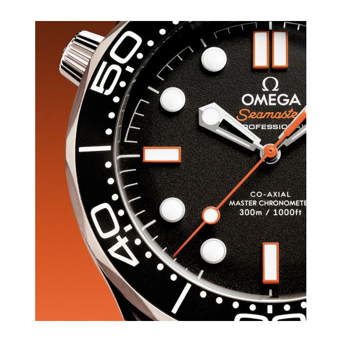 271698_01_Omega_Seamaster_Co-Axial_Diver_300M_O21032422001006_Juwelier_Clem_Vercammen-4.jpg