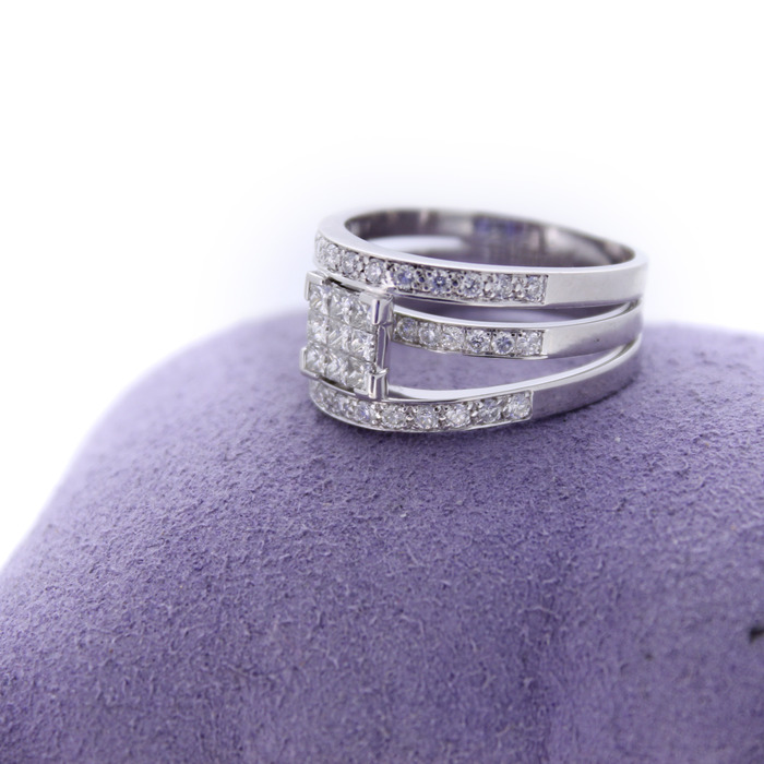Ring_Witgoud_18K_Tweedehands_93691-2353_Juwelier_Clem_Vercammen-9.jpg