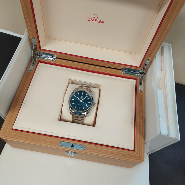 Omega_Seamaster_Aqua_Terra_22010412103004_Tweedehands_93369-1032_Juwelier_Clem_Vercammen-16.jpg