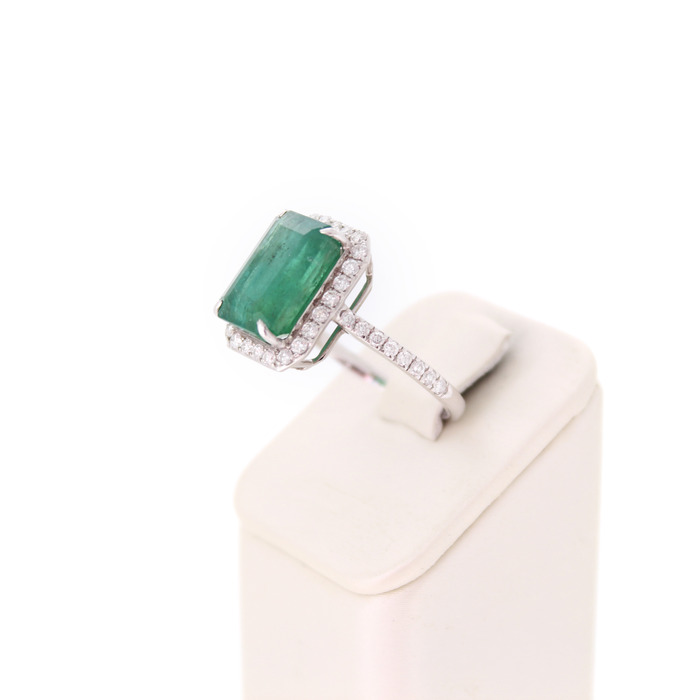 Ring_Witgoud_Briljant_Kleursteen_Tweedehands_92968-2352_Juwelier_Clem_Vercammen-5.jpg