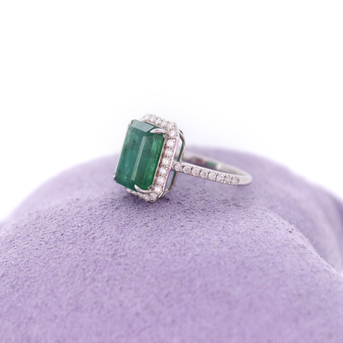 Ring_Witgoud_Briljant_Kleursteen_Tweedehands_92968-2352_Juwelier_Clem_Vercammen-9.jpg