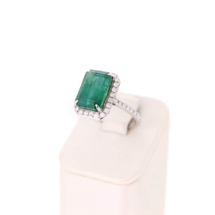 Ring_Witgoud_Briljant_Kleursteen_Tweedehands_92968-2352_Juwelier_Clem_Vercammen-4.jpg