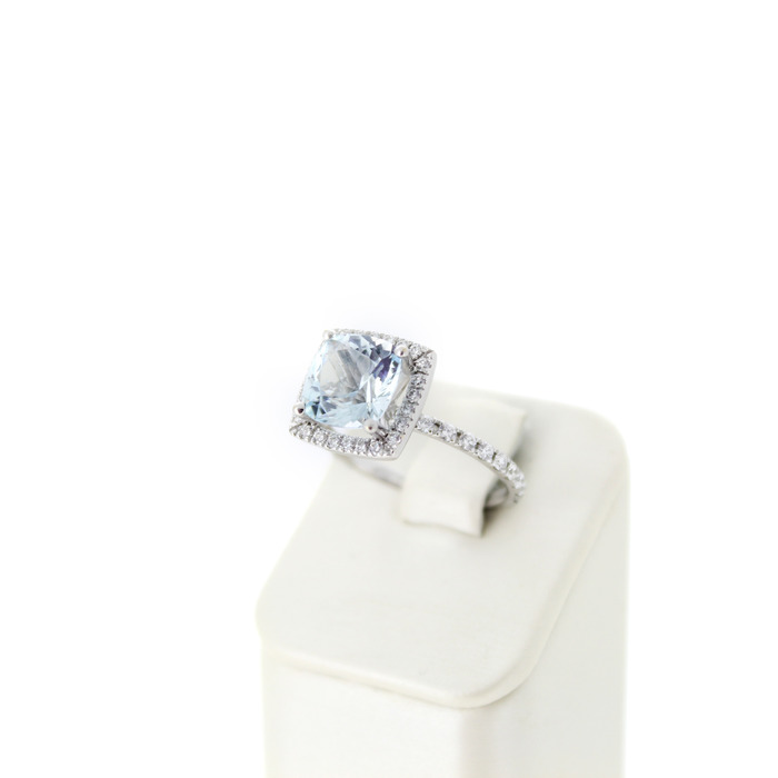Coctailring_witgoud_briljant_aquamarijn_Tweedehands_94316-2376_Juwelier_Clem_Vercammen-2.jpg