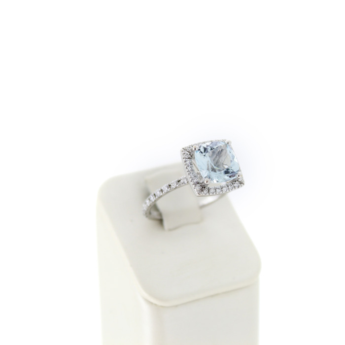 Coctailring_witgoud_briljant_aquamarijn_Tweedehands_94316-2376_Juwelier_Clem_Vercammen-5.jpg