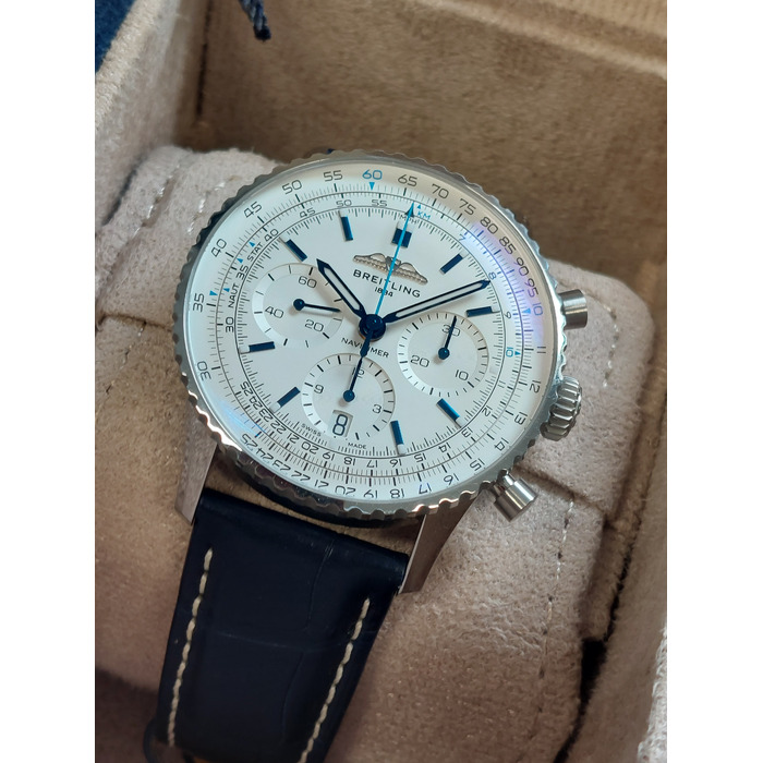 Breitling_Navitimer_Special_Boutique_Edition_AB0139A71G1P1_Tweedehands_CV-1053_Juwelier_Clem_Vercammen-21.jpg