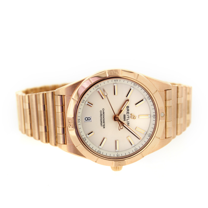 Breitling_Chronomat_R10380101A1R1_Tweedehands_93592-1039_Juwelier_Clem_Vercammen-11.jpg