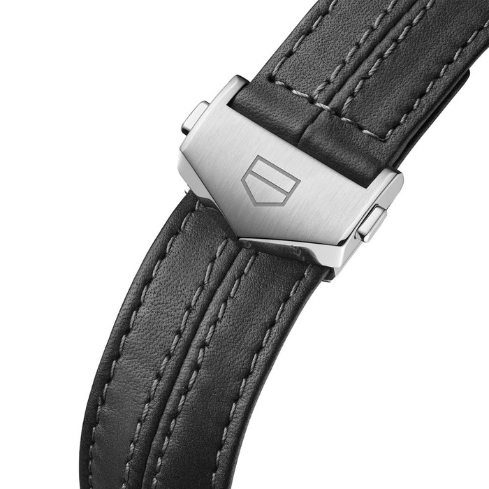 271639_01_Tag_Heuer_Carrera_Chronograph_Special_edition_CBN2A1F-FC6492_Juwelier_Clem_Vercammen_6.jpg