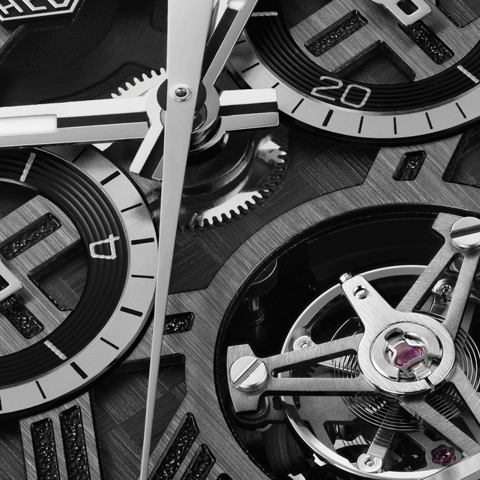 Tag_Heuer_Carrera_Chronograph_Tourbillon_Extreme_Sport_CBU5080FT6272_Juwelier_Clem_Vercammen_3.jpg