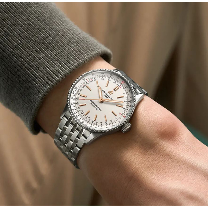 272545_01_Breitling_Navitimer_Automatic_36_Cream_Steel_Bracelet_A17327211G1A1_Juwelier_Clem_Vercammen-5.jpg