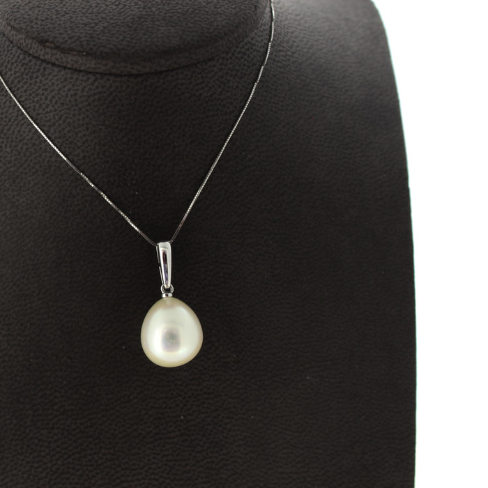 Ketting_Witgoud_Parel_Tweedehands_94936-2379_Juwelier_Clem_Vercammen-4.jpg