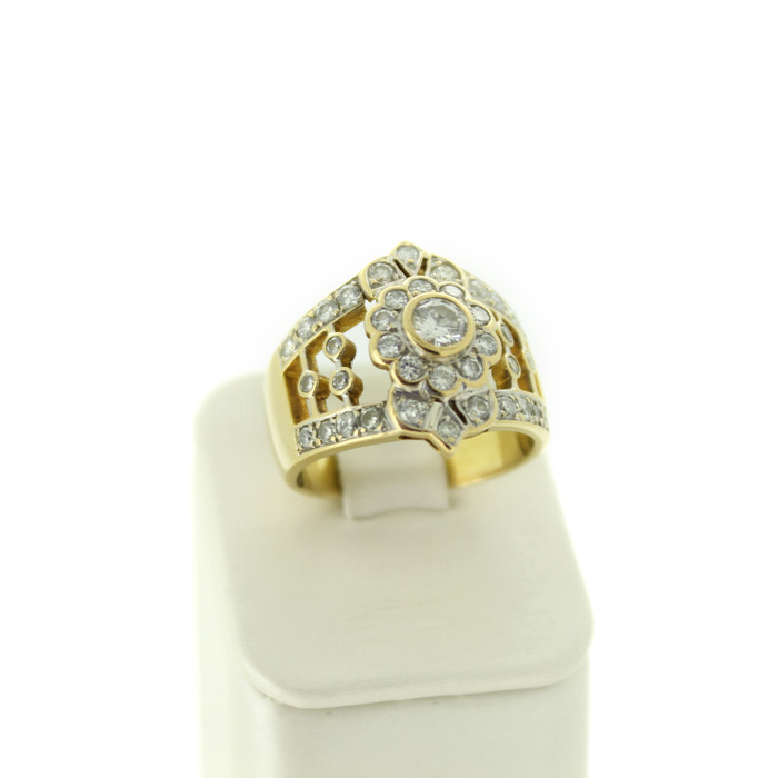 Ring_Geelgoud_18K_Briljant_Tweedehands_95021-2389_Juwelier_Clem_Vercammen-3.jpg