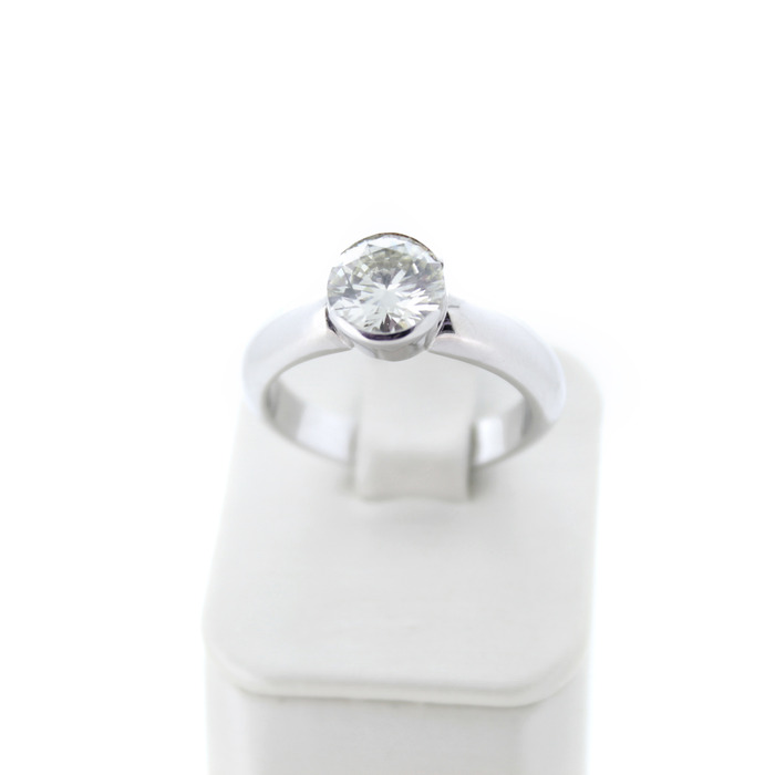 Ring_Witgoud_18K_Briljant_Tweedehands_94892-2377_Juwelier_Clem_Vercammen-2.jpg