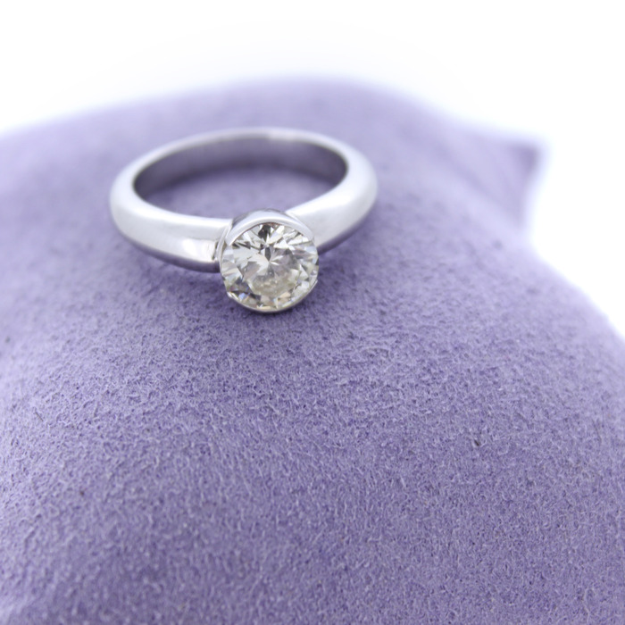 Ring_Witgoud_18K_Briljant_Tweedehands_94892-2377_Juwelier_Clem_Vercammen-8.jpg