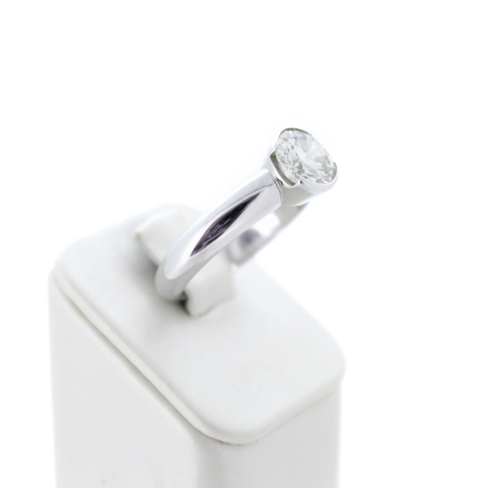Ring_Witgoud_18K_Briljant_Tweedehands_94892-2377_Juwelier_Clem_Vercammen-6.jpg