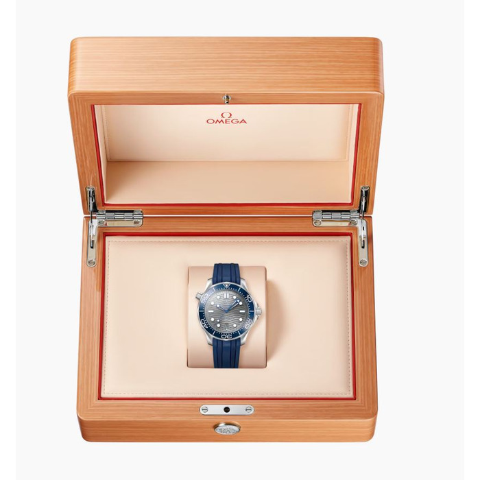 271643_01_Omega_Seamaster_Diver_300M_42mm_O21032422006001_Juwelier_Clem_Vercammen-6.jpg