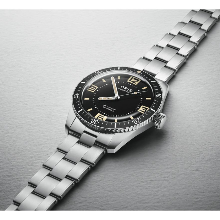 272755_01_Oris_60th_anniversary_Edition_0173377724034-SET_Juwelier_Clem_Vercammen-2.jpg