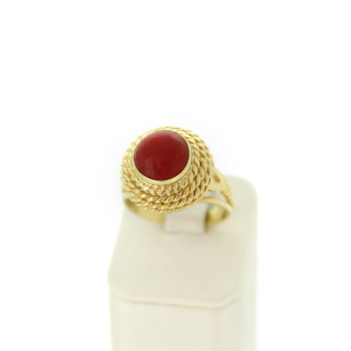 Ring_Geelgoud_18K_Koraal_Tweedehands_95577-2402_Juwelier_Clem_vercammen-2.jpg
