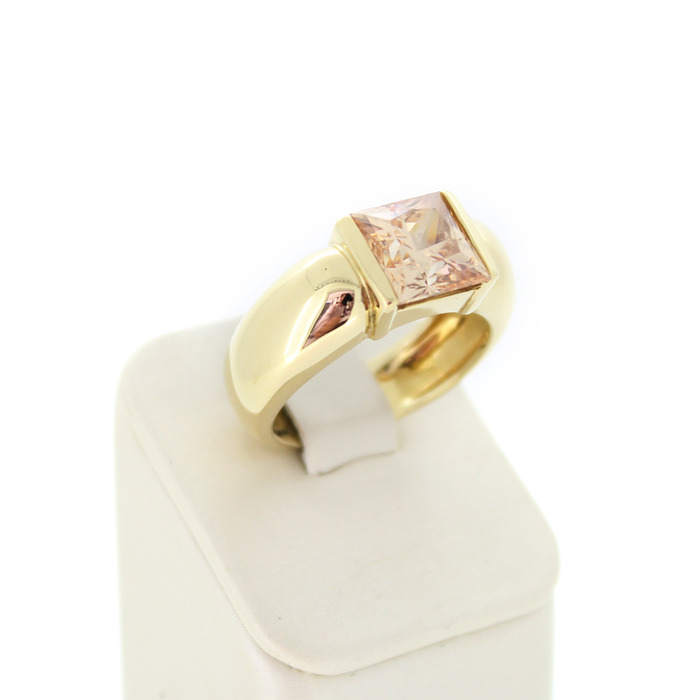 Ring_geelgoud_Rose_Quartz_Tweedehands_95099-2399_Juwelier_Clem_Vercammen-4.jpg