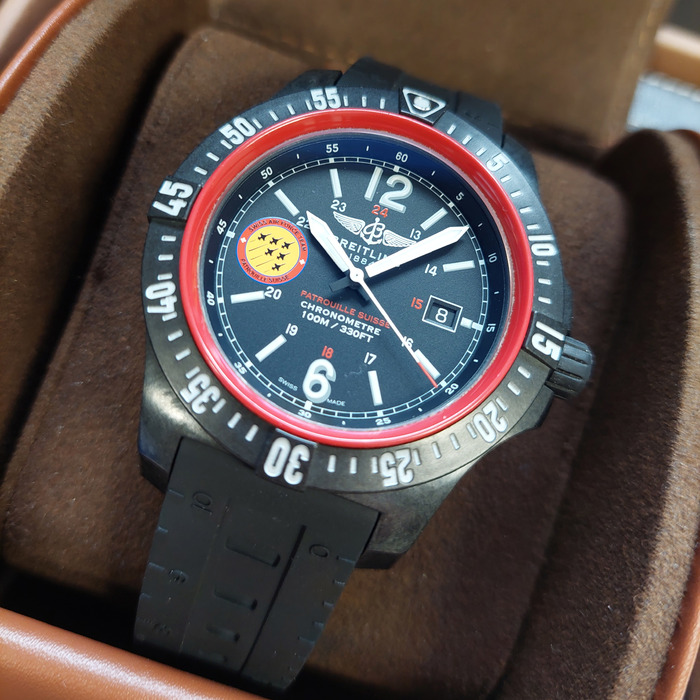 Breitling_Colt_Skyracer_Patrouille_Suisse_X74320B5BG23_Tweedehands_94556-1056_Juwelier_Clem_Vercammen-12.jpg