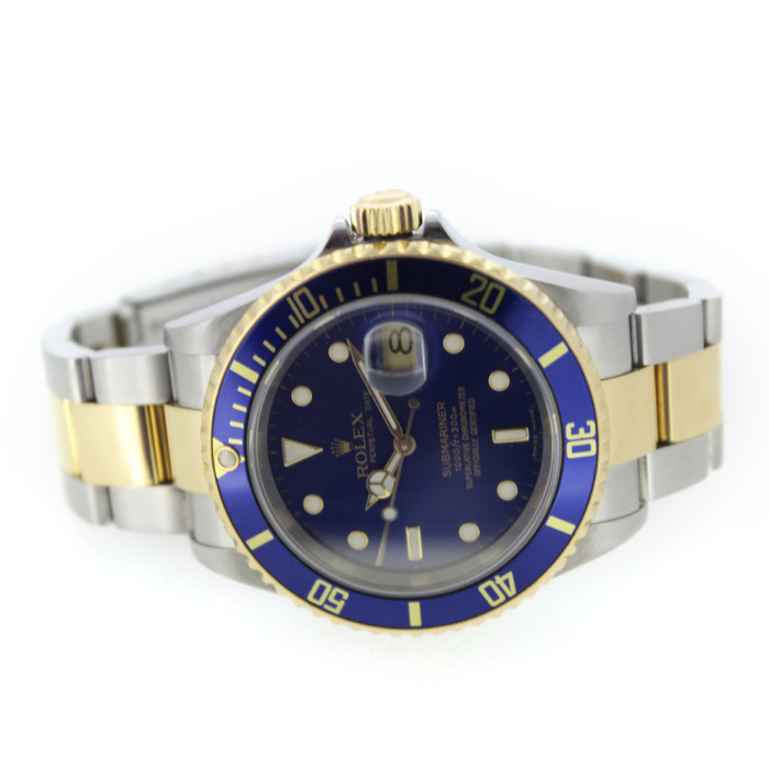 Rolex_Submariner_126613LB_Tweedehands_94554-1058_Juwelier_Clem_Vercammen-14.jpg