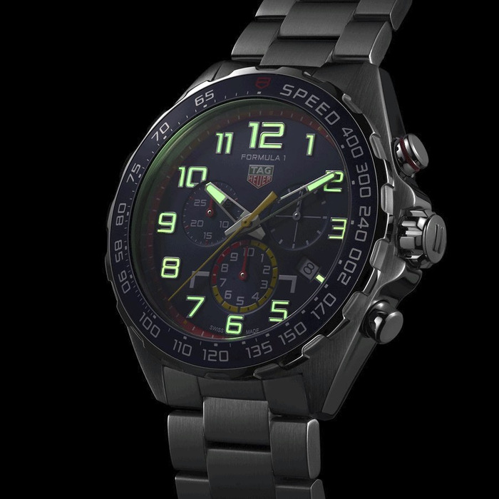 Tag_Heuer_Formula_1_X_Red_Bull_Racing_Special_Edition_CAZ101AL-BA0842_Juwelier_Clem_Vercammen_9.jpg