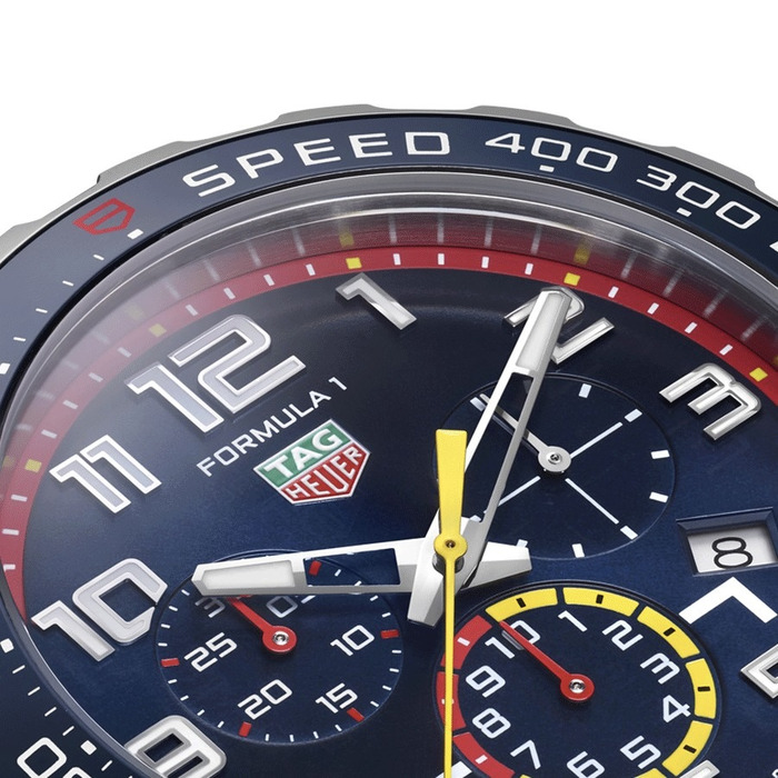 Tag_Heuer_Formula_1_X_Red_Bull_Racing_Special_Edition_CAZ101AL-BA0842_Juwelier_Clem_Vercammen_4.jpg