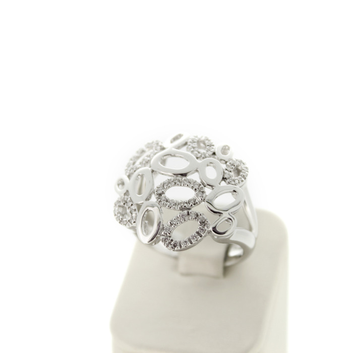 Ring_Innocence_Witgoud_18K_Tweedehands_95912-2415_Juwelier_Clem_vercammen.jpg