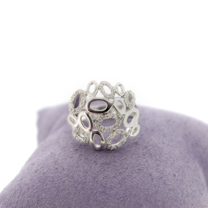 Ring_Innocence_Witgoud_18K_Tweedehands_95912-2415_Juwelier_Clem_vercammen-5.jpg