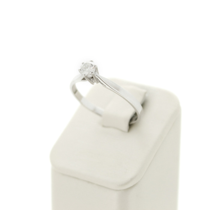 Ring_Solitair_Witgoud_18K_Briljant_Tweedehands_95913-2416_Juwelier_Clem_Vercammen-3.jpg