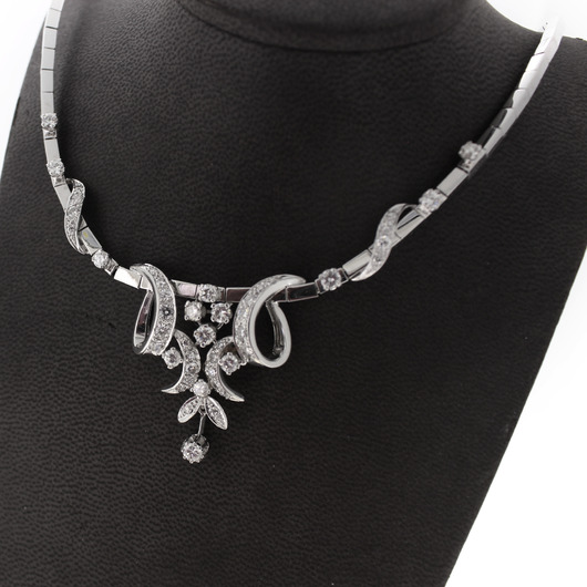 Juweel Collier witgoud 18 karaat briljanten '96030-2422-TWDH'  Juweel Collier witgoud 18 karaat briljanten '96030-2422-TWDH'