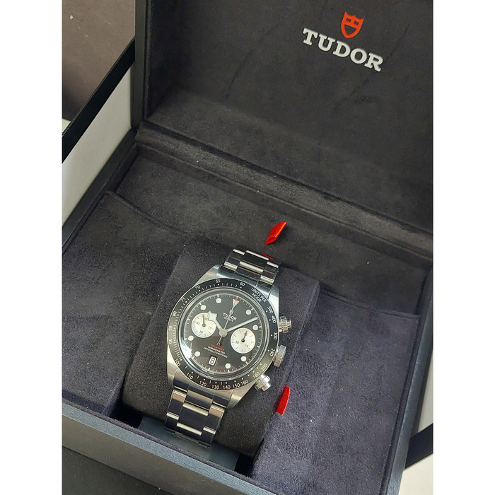 Tudor_Black_Bay_M79360N-0001_Tweedehands_95863-1084_Juwelier_Clem_Vercammen-15.jpg