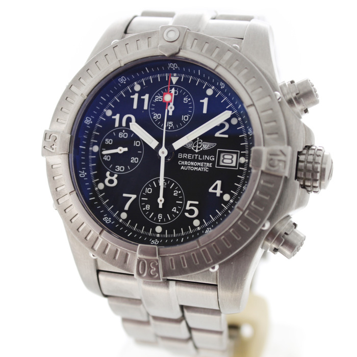 Breitling_Avenger_E13360_Titanium_Tweedehands_94893-1085_Juwelier_Clem_vercammen-12.jpg