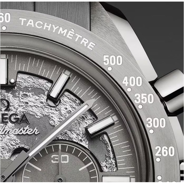 273441_01_Omega_Speedmaster_Dark_Side_Of_the_Moon_31092445006001_Juwelier_Clem_Vercammen-4.jpg