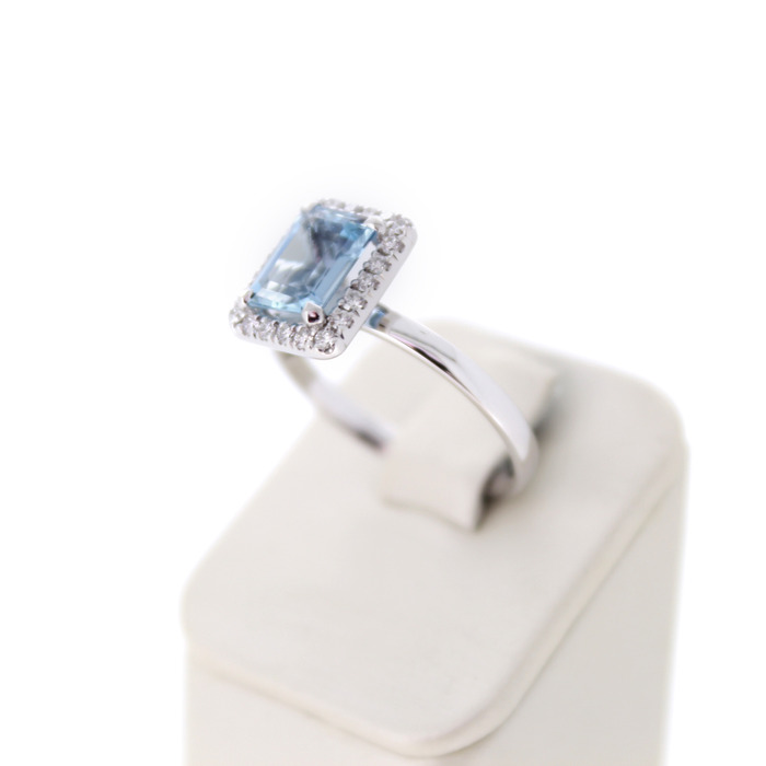 Ring_Witgoud_18K_Aquamarijn_Briljanten_Tweedehands_96559-2446_Juwelier_Clem_Vercammen-6.jpg