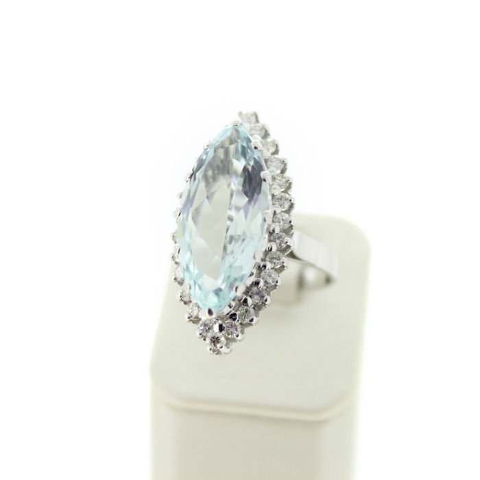 Ring_Witgoud_18K_Aquamarijn_Briljant_Tweedehands_96473-2448_Juwelier_Clem_Vercammen-2.jpg