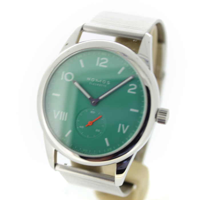 Nomos_Club_Campus_Electric_Green_715_Tweedehands_96244-1087_Juwelier_Clem_Vercammen-4.jpg