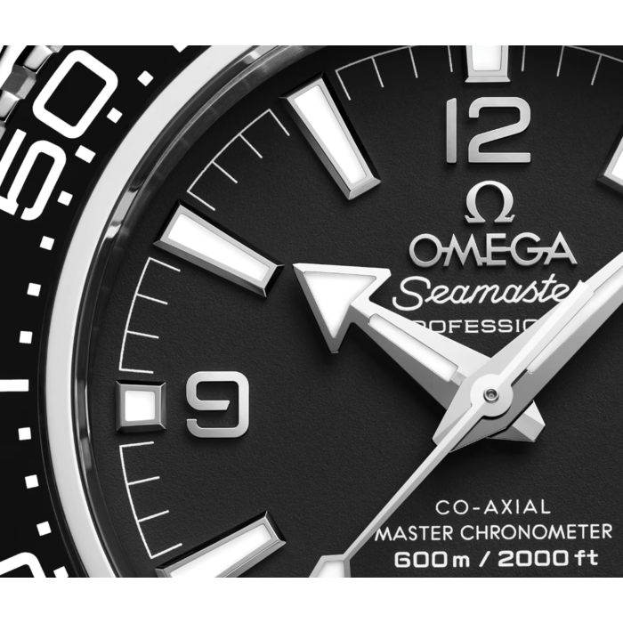 273788_01_Omega_Seamaster_Planet_Ocean_21730422101001_Juwelier_Clem_Vercammen-3.png