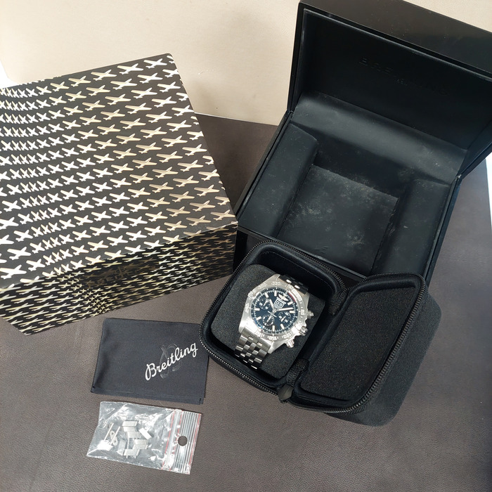 Breitling_Chronomat_Blackbird_A44359_Tweedehands_CV-1080_Juwelier_Clem_Vercammen-14.jpg