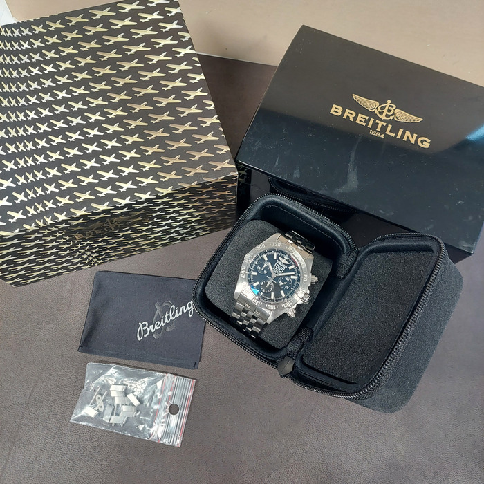 Breitling_Chronomat_Blackbird_A44359_Tweedehands_CV-1080_Juwelier_Clem_Vercammen-15.jpg