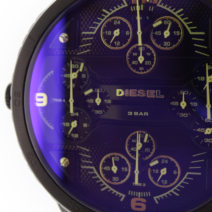 Diesel_Grand_Daddy_Limited_Edition_DZ7262_Tweedehands_97697-1107_Juwelier_Clem_Vercammen-8.jpg