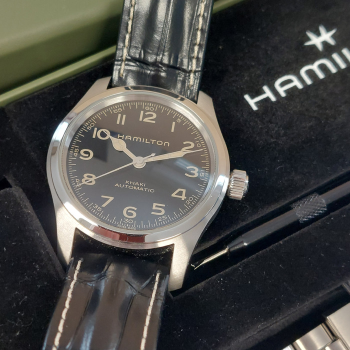 Hamilton_Khaki_Field_Murph_H70605732_Tweedehands_98147-2000_Juwelier_Clem_Vercammen-16.jpg