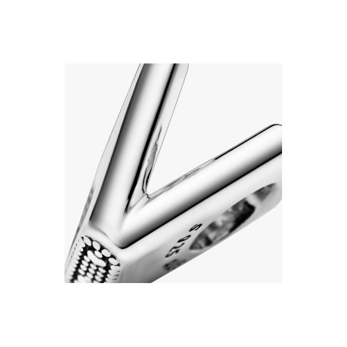 236328_01_Pandora_Letter_V_797476_Juwelier_Clem_Vercammen-5.jpg