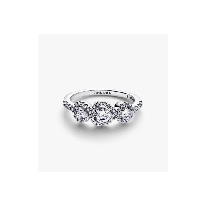 274605_01_Pandora_Triple_Heart_Ring_194413C01_Juwelier_Clem_Vercammen-4.jpg