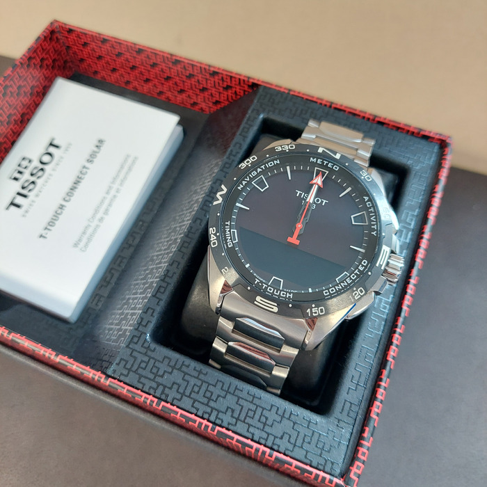 Tissot_T-Touch__Connect_Solar_T214204405100_Tweedehands_96710-1083_Juwelier_Clem_Vercammen-12.jpg