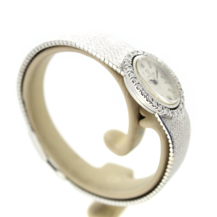 Omega_Witgoud_18K_Briljanten_Tweedehands_98362-2007_Juwelier_Clem_Vercammen-9.jpg