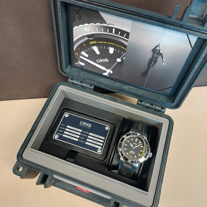 Oris_Aquis_Depth_Gauge_0173377554154SetRS_Outlet_244156_Juwelier_Clem_Vercammen-11.jpg