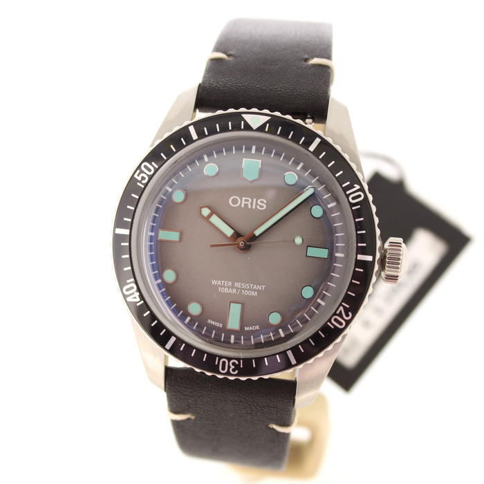 Oris_Divers_Sixty_Five_01733770740530752089_Outlet_246606_Juwelier_Clem_Vercammen.jpg