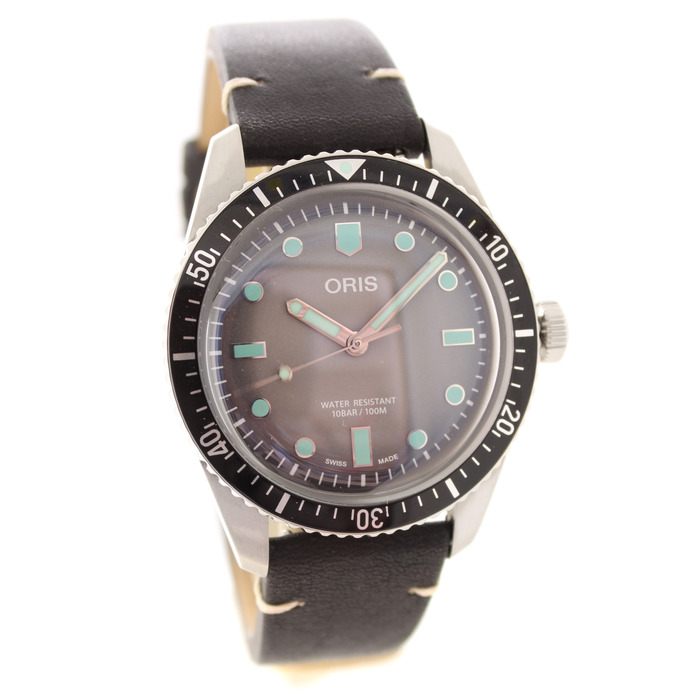 Oris_Divers_Sixty_Five_01733770740530752089_Outlet_246606_Juwelier_Clem_Vercammen-5.jpg