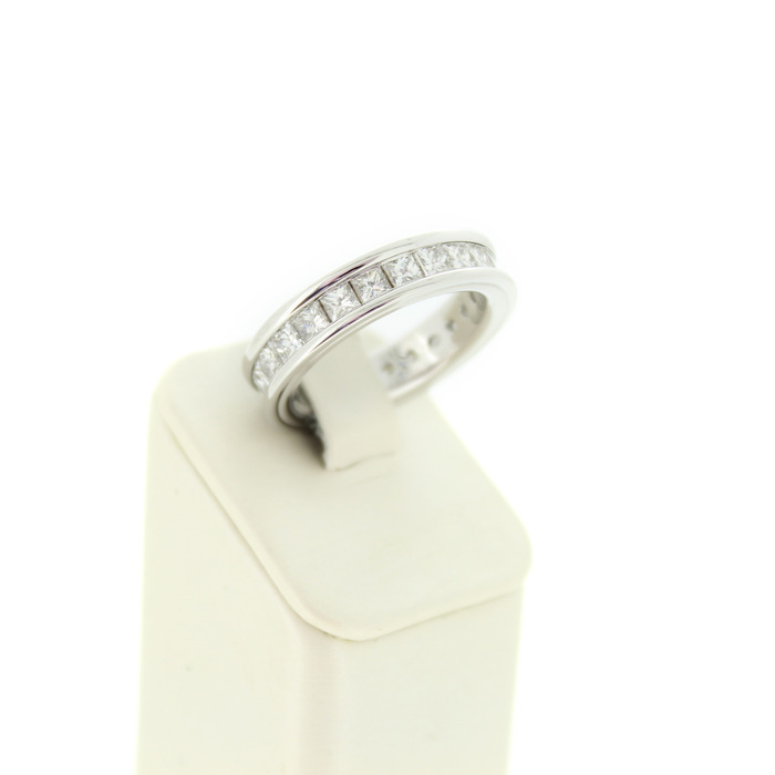 Ring_Memoire_Alliance_Ring_Witgoud_18Karaat_Princess_Cut_Diamanten_Tweedehands_98771-3048_Juwelier_Clem_Vercammen-5.jpg